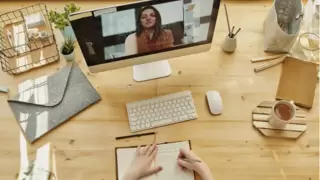 可定制AI助手升级，智能工作平台助力高效协作与自动化